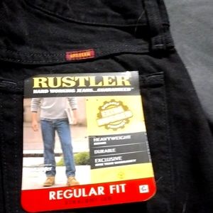 Brand new men's Wrangler black jeans 29x30
